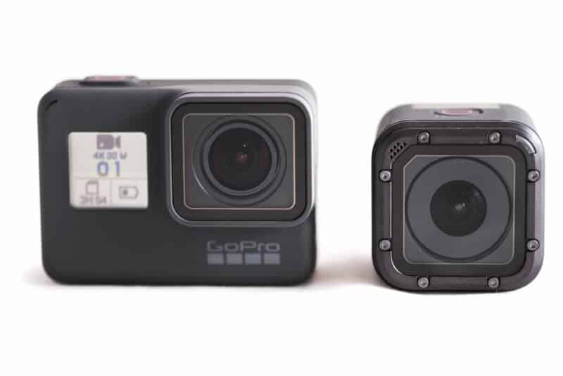 GoPro HERO5 Black vs HERO5 Session standing side-by-side without frames