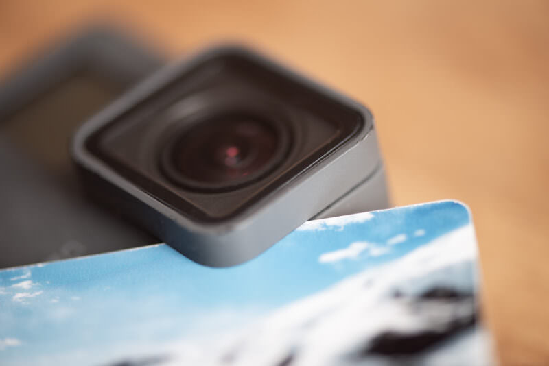 GoPro HERO5 Black Remove Lens Port Cover Credit Card