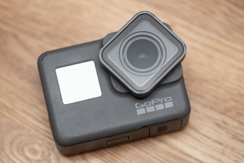GoPro HERO5 Black Remove Lens Port Cover Twist