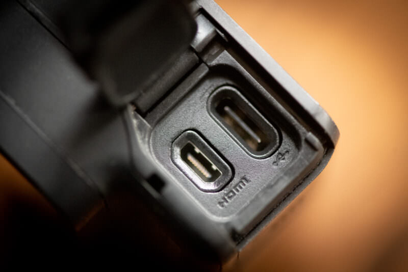 GoPro HERO7 Black HDMI Port