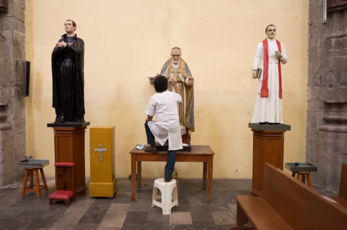 Iglesia De La Santisima Trinidad Statue Restoration Mexico City