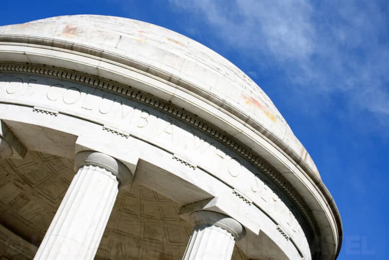 Close-up of the domed roof and columned portico of the District of Columbia War Memorial