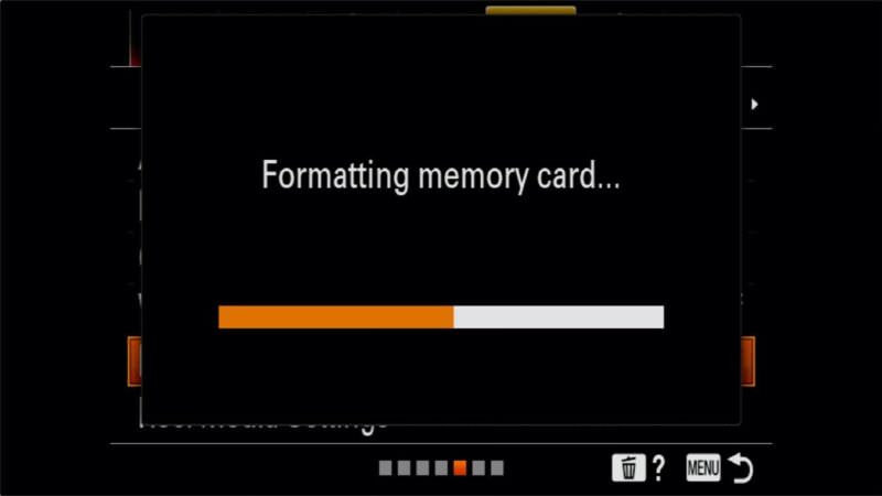 Sony a7R IV How to Format SD Cards-4.jpeg Sony a7R IV screen showing a progress bar while formatting the memory card