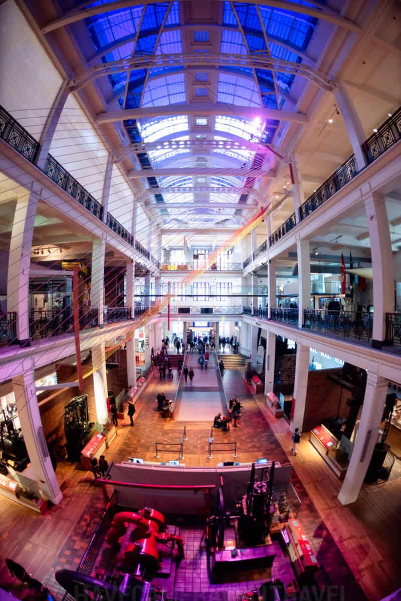 A photo I've taken with a Nikon AF Fisheye-NIKKOR 16mm f/2.8D Lens.