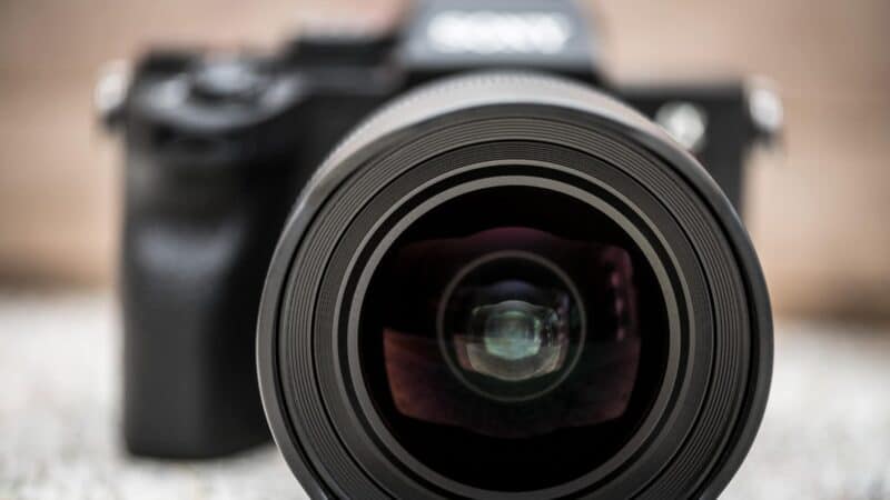 Does EXIF Metadata in Images Affect Google Search Rankings?
