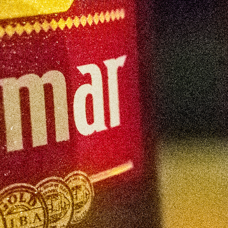 100% crop (center) of a Ricoh GR II RAW image before DxO PureRAW processing