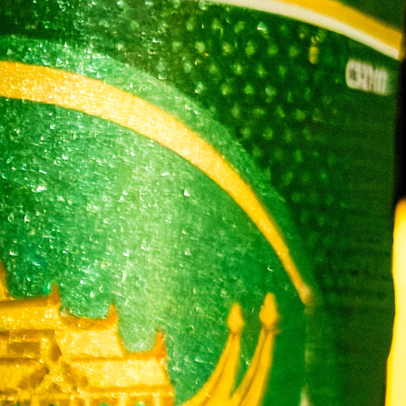 100% crop (corner) of a Ricoh GR II RAW image processed with DxO PureRAW (DeepPRIME)