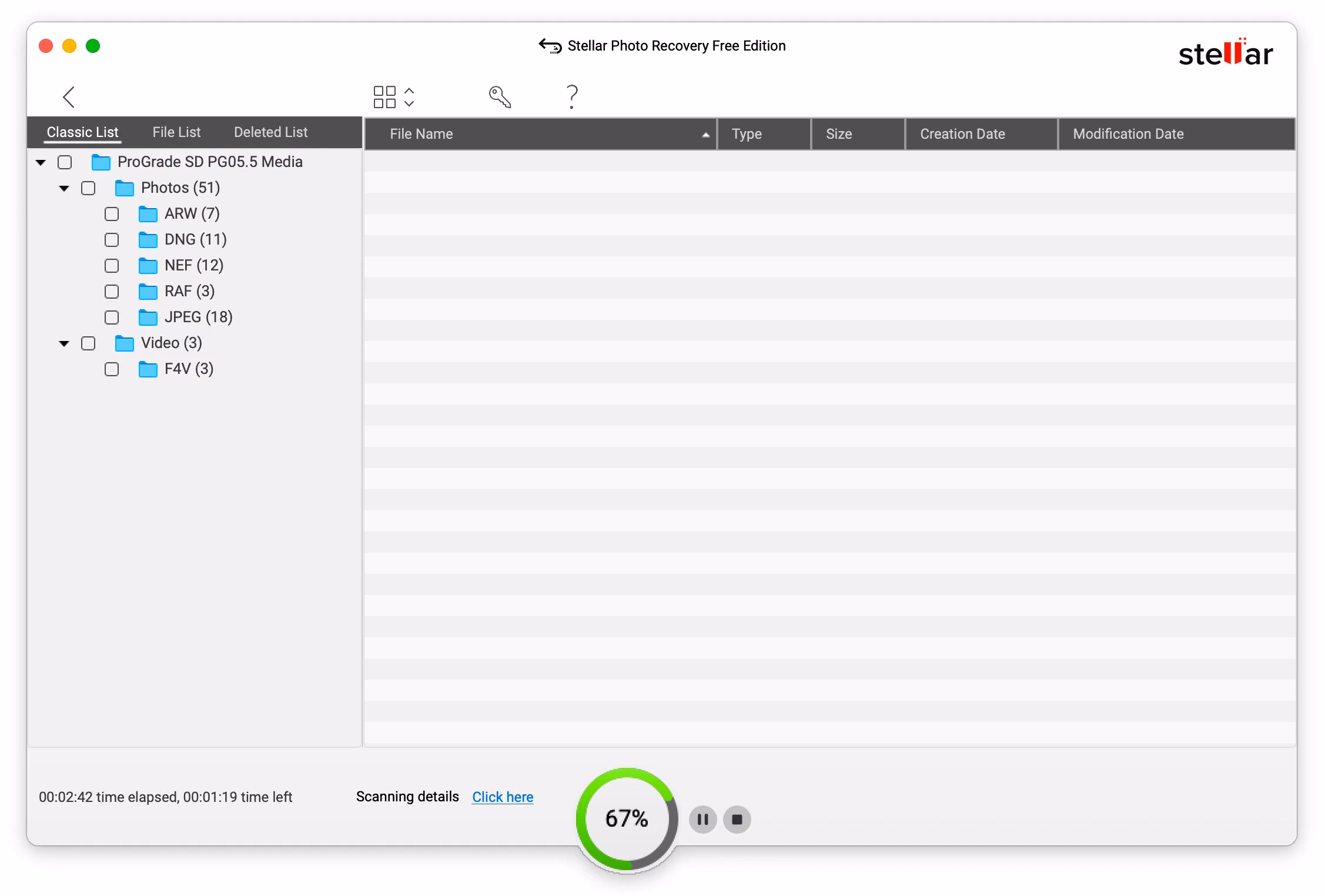 Stellar Photo Recovery scanning a 32GB SD card, 67 percent complete